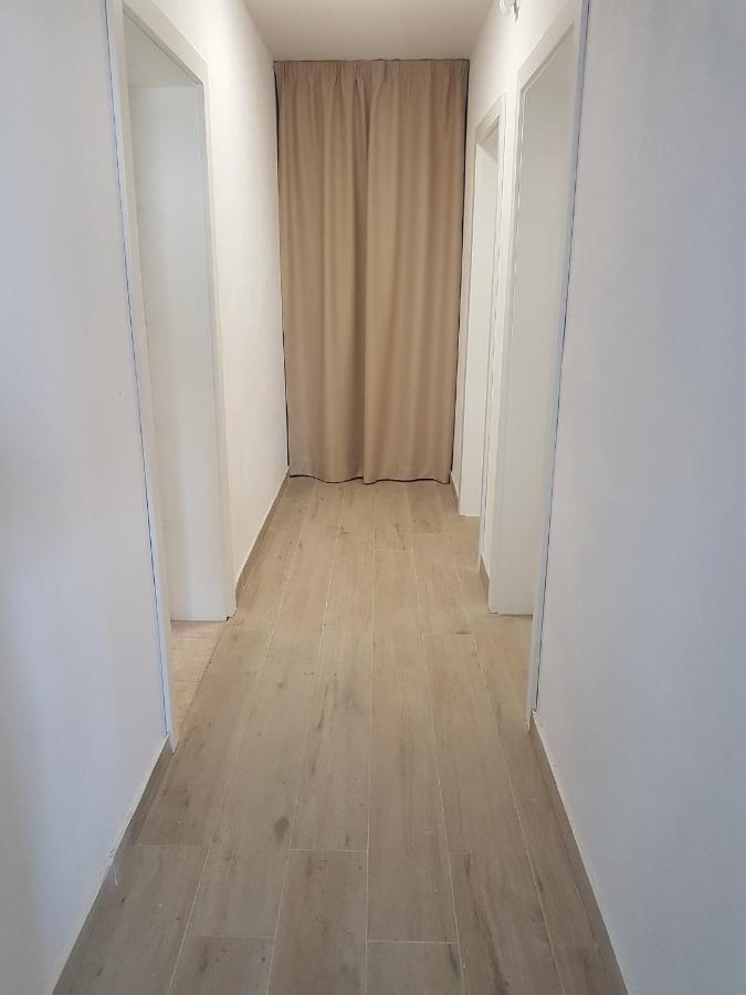 Rooms Lanterna Metajna Exteriör bild